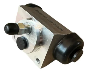 Cilindro de frenos traseros Toyota Hilux Revo 2.4cc 2016/2024